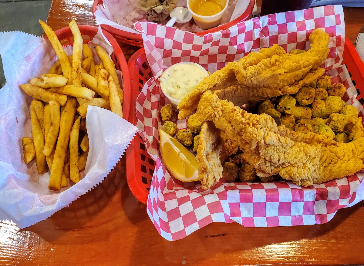 Como fazer peixe frito crocante e saudável em casa